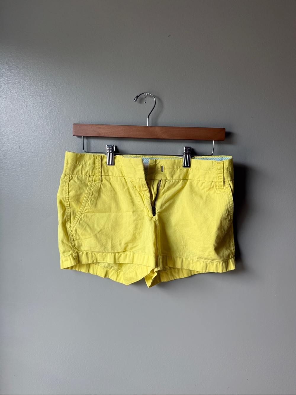 J.Crew Broken-In Chino Shorts Size 2 Yellow